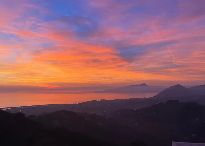 Magico Appartamento E Tramonti In Terrazza Vista Mare In Liguria, 6 Posti Letto